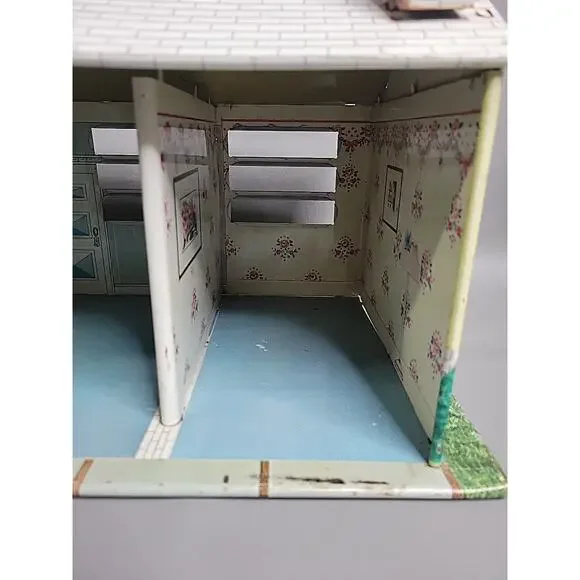 Vintage Tin Litho Ranch Style Metal Dollhouse T Cohn 1950 Furniture Pool READ - Picture 7 of 16